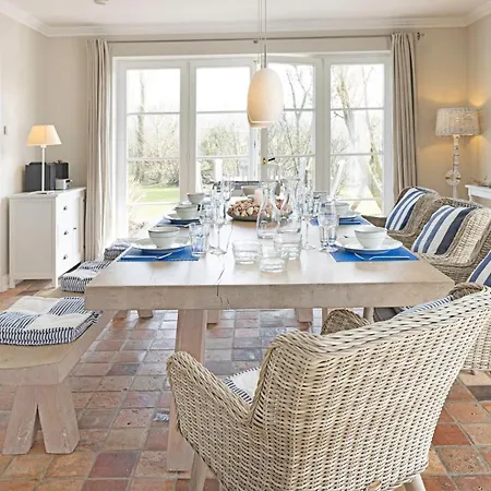 Amata بيت للعطل ليست