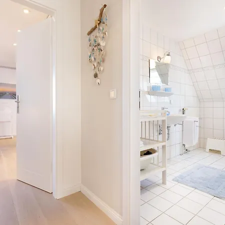 Amata بيت للعطل